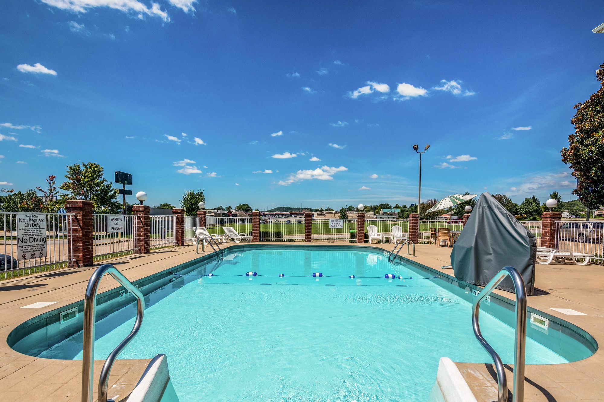 Quality Inn & Suites Mountain Home North Kültér fotó